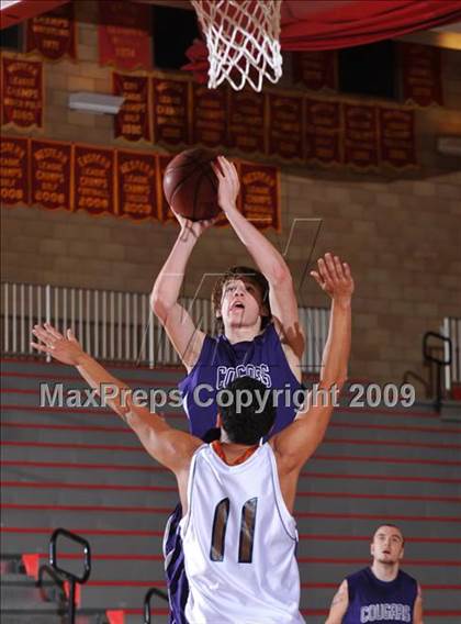 Thumbnail 2 in Cienega vs Spanish Springs (MaxPreps Holiday Classic) photogallery.