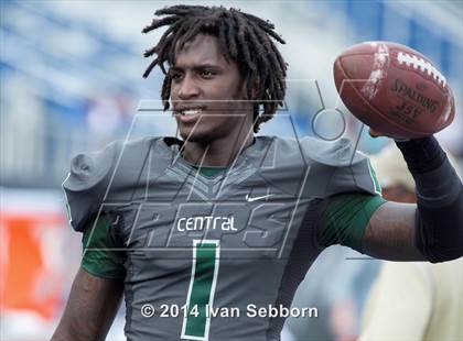 Thumbnail 1 in Miami Central vs Bothell (Burger King Bowl) photogallery.