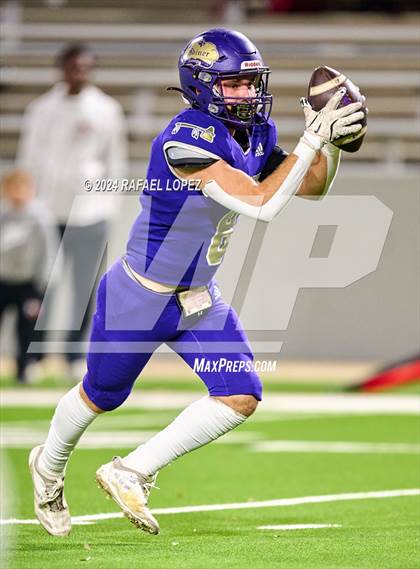 Thumbnail 3 in Shiner vs. Bremond (UIL 2A D2 Football Semifinal) photogallery.