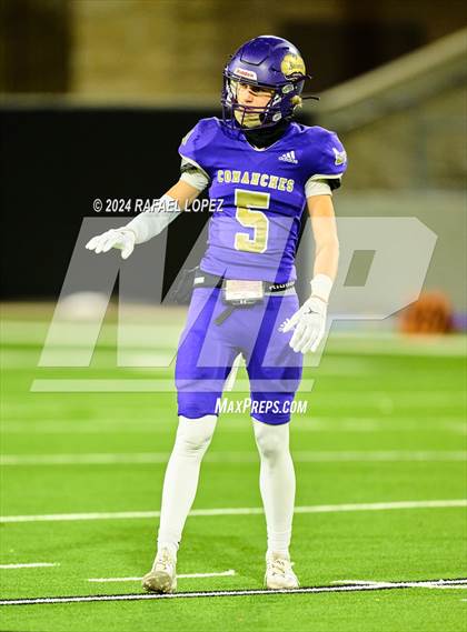 Thumbnail 1 in Shiner vs. Bremond (UIL 2A D2 Football Semifinal) photogallery.