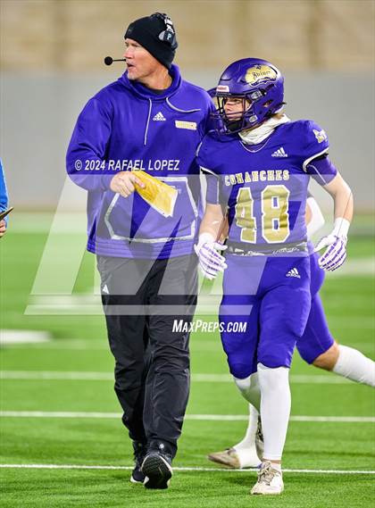 Thumbnail 1 in Shiner vs. Bremond (UIL 2A D2 Football Semifinal) photogallery.