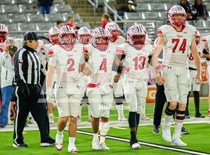 Thumbnail 1 in Shiner vs. Bremond (UIL 2A D2 Football Semifinal) photogallery.