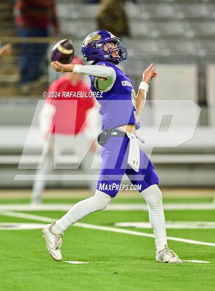 Thumbnail 1 in Shiner vs. Bremond (UIL 2A D2 Football Semifinal) photogallery.