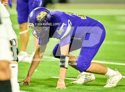 Thumbnail 2 in Shiner vs. Bremond (UIL 2A D2 Football Semifinal) photogallery.