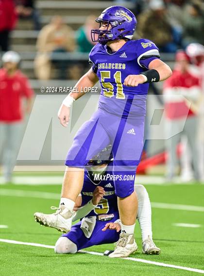 Thumbnail 3 in Shiner vs. Bremond (UIL 2A D2 Football Semifinal) photogallery.
