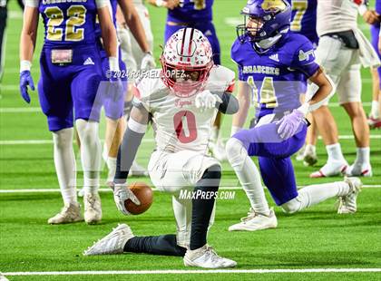 Thumbnail 3 in Shiner vs. Bremond (UIL 2A D2 Football Semifinal) photogallery.