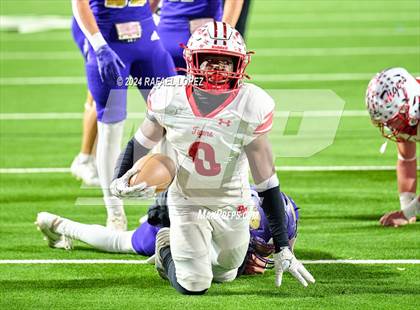 Thumbnail 1 in Shiner vs. Bremond (UIL 2A D2 Football Semifinal) photogallery.