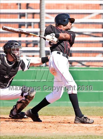 Thumbnail 3 in Austin vs Mayde Creek (Alvin Tournament) photogallery.
