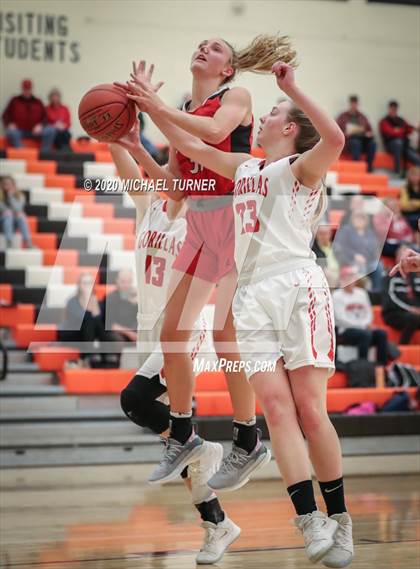 Thumbnail 3 in Liberty vs. Davenport photogallery.