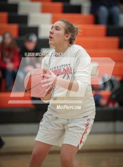 Thumbnail 3 in Liberty vs. Davenport photogallery.