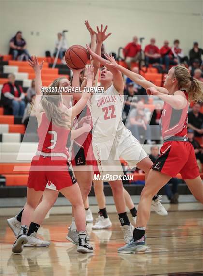 Thumbnail 3 in Liberty vs. Davenport photogallery.