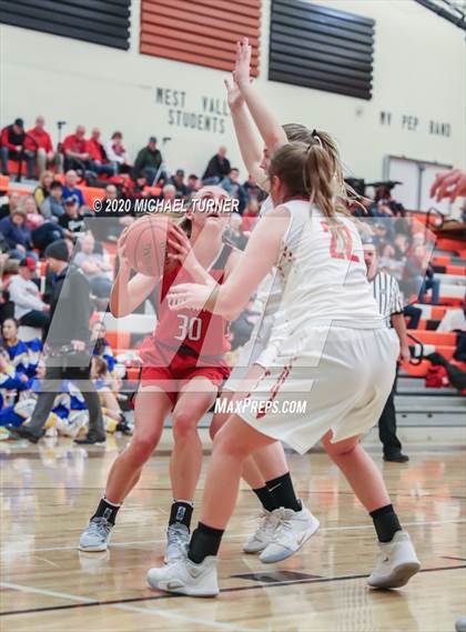 Thumbnail 3 in Liberty vs. Davenport photogallery.