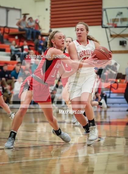 Thumbnail 3 in Liberty vs. Davenport photogallery.