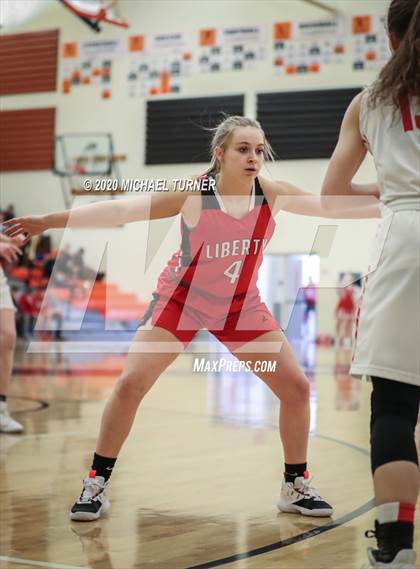 Thumbnail 1 in Liberty vs. Davenport photogallery.