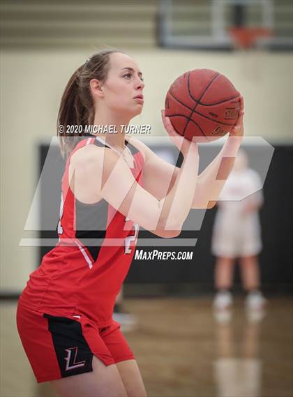 Thumbnail 1 in Liberty vs. Davenport photogallery.