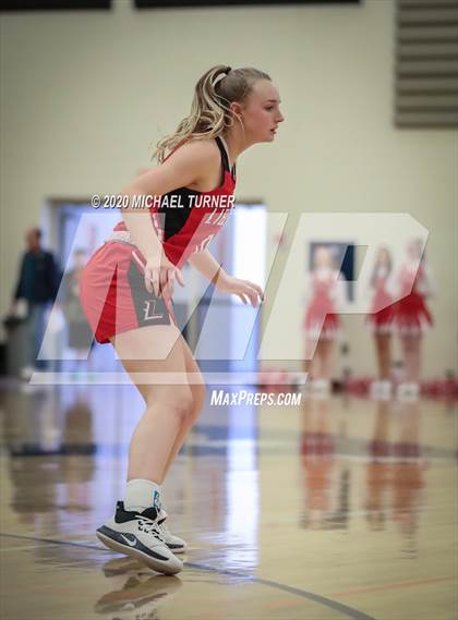 Thumbnail 1 in Liberty vs. Davenport photogallery.