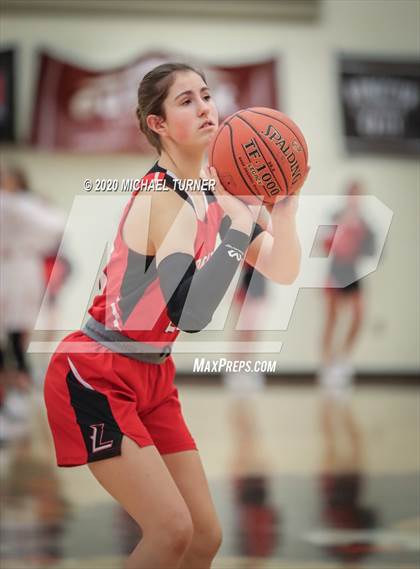 Thumbnail 3 in Liberty vs. Davenport photogallery.