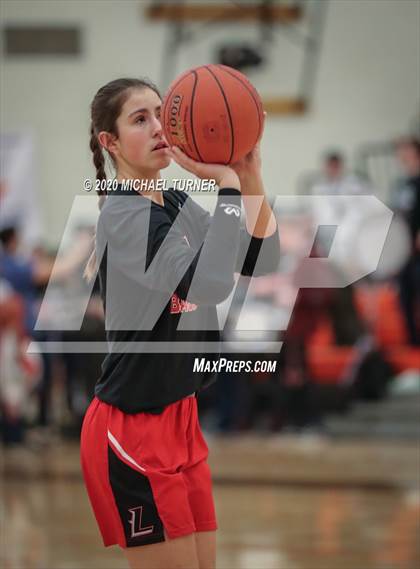 Thumbnail 3 in Liberty vs. Davenport photogallery.