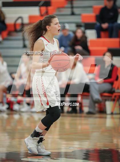 Thumbnail 2 in Liberty vs. Davenport photogallery.