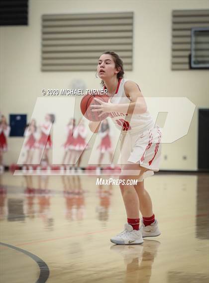 Thumbnail 2 in Liberty vs. Davenport photogallery.