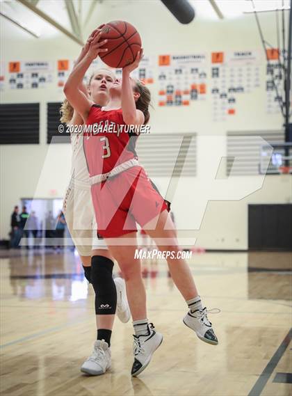 Thumbnail 2 in Liberty vs. Davenport photogallery.