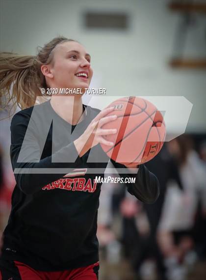 Thumbnail 2 in Liberty vs. Davenport photogallery.