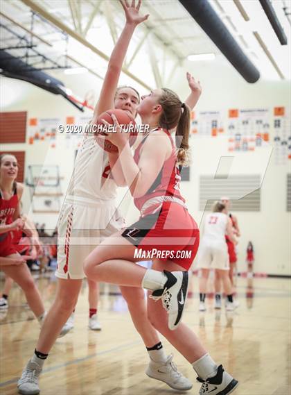 Thumbnail 2 in Liberty vs. Davenport photogallery.