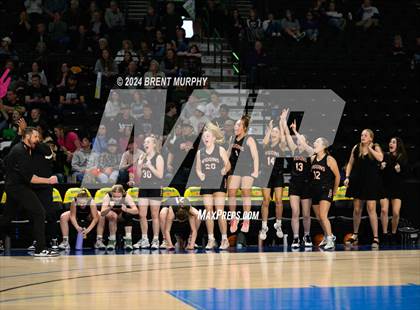Thumbnail 2 in Rangely vs. Wiggins (CHSAA 2A Great 8) photogallery.