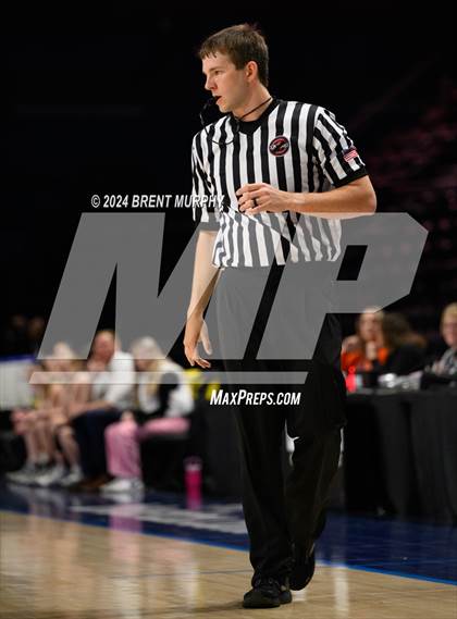 Thumbnail 2 in Rangely vs. Wiggins (CHSAA 2A Great 8) photogallery.
