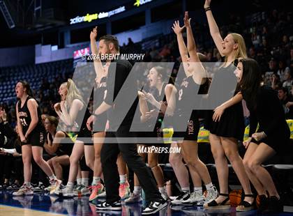 Thumbnail 3 in Rangely vs. Wiggins (CHSAA 2A Great 8) photogallery.