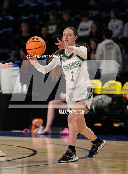 Thumbnail 2 in Rangely vs. Wiggins (CHSAA 2A Great 8) photogallery.
