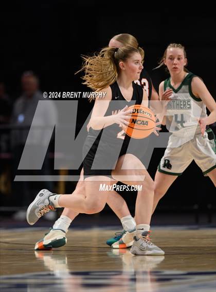 Thumbnail 2 in Rangely vs. Wiggins (CHSAA 2A Great 8) photogallery.