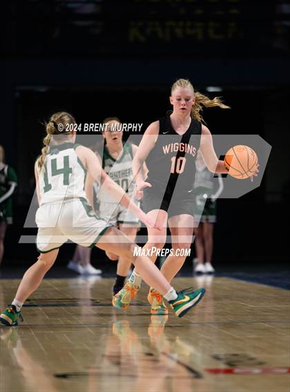 Thumbnail 2 in Rangely vs. Wiggins (CHSAA 2A Great 8) photogallery.