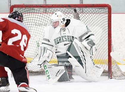 Thumbnail 1 in Berkshire @ Gunnery photogallery.