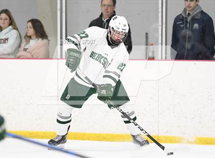 Thumbnail 1 in Berkshire @ Gunnery photogallery.