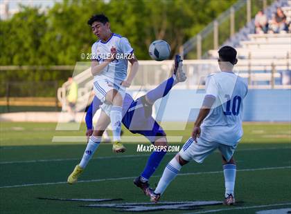 Thumbnail 3 in San Elizario vs Hidalgo Early College  (UIL 4A Soccer Semifinal) photogallery.