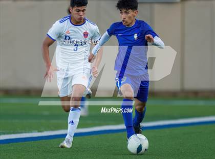 Thumbnail 2 in San Elizario vs Hidalgo Early College  (UIL 4A Soccer Semifinal) photogallery.