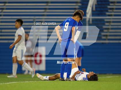 Thumbnail 3 in San Elizario vs Hidalgo Early College  (UIL 4A Soccer Semifinal) photogallery.