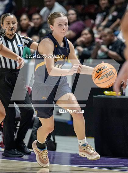 Thumbnail 3 in Glendale Prep Academy vs San Carlos (AIA-2A Quarterfinals) photogallery.