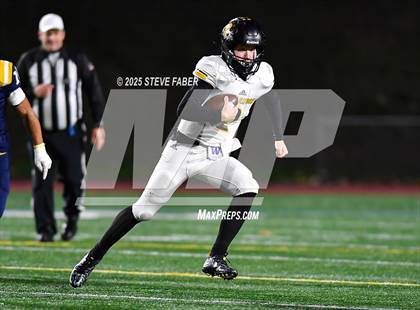 Thumbnail 2 in Inglemoor @ Bellevue photogallery.