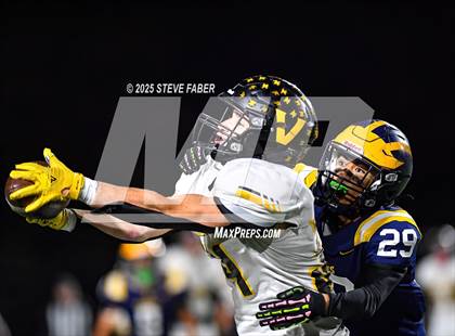 Thumbnail 1 in Inglemoor @ Bellevue photogallery.