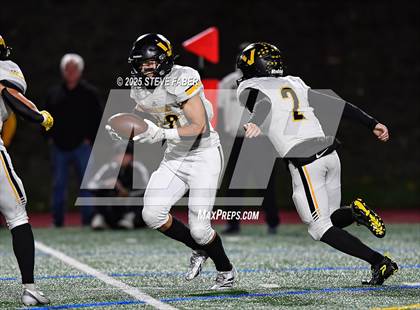 Thumbnail 2 in Inglemoor @ Bellevue photogallery.