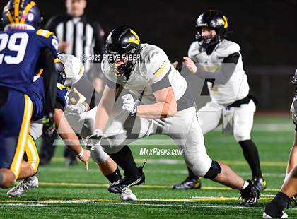 Thumbnail 2 in Inglemoor @ Bellevue photogallery.