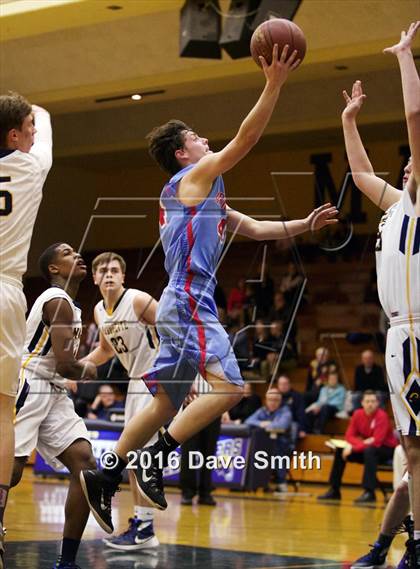 Thumbnail 1 in Arrowhead @ Marquette University photogallery.