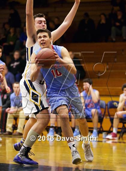 Thumbnail 3 in Arrowhead @ Marquette University photogallery.