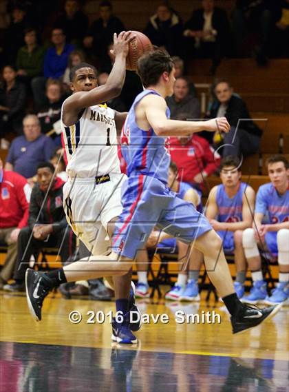 Thumbnail 2 in Arrowhead @ Marquette University photogallery.