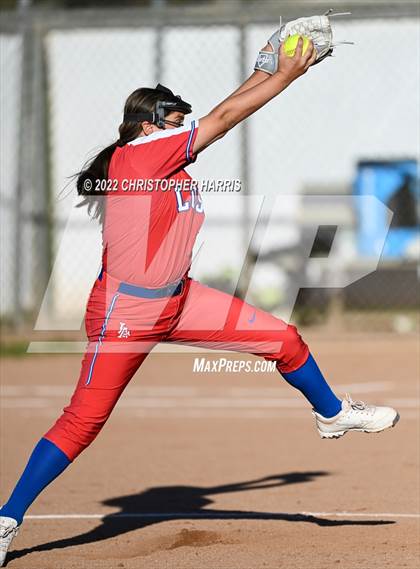 Thumbnail 2 in Villa Park @ Los Alamitos photogallery.