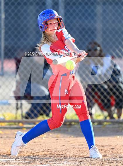 Thumbnail 3 in Villa Park @ Los Alamitos photogallery.