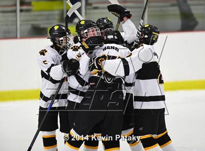 Thumbnail 3 in Northwest Catholic @ Daniel Hand photogallery.