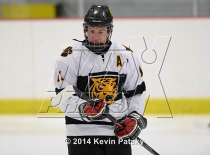 Thumbnail 3 in Northwest Catholic @ Daniel Hand photogallery.